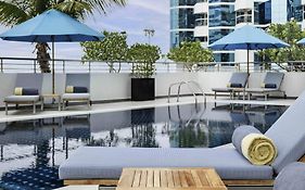 โรงแรมโมเวนพิค จูเมราห์ เลค ทาวเวอร์