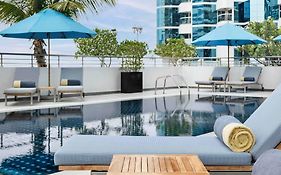 โรงแรมโมเวนพิค จูเมราห์ เลค ทาวเวอร์